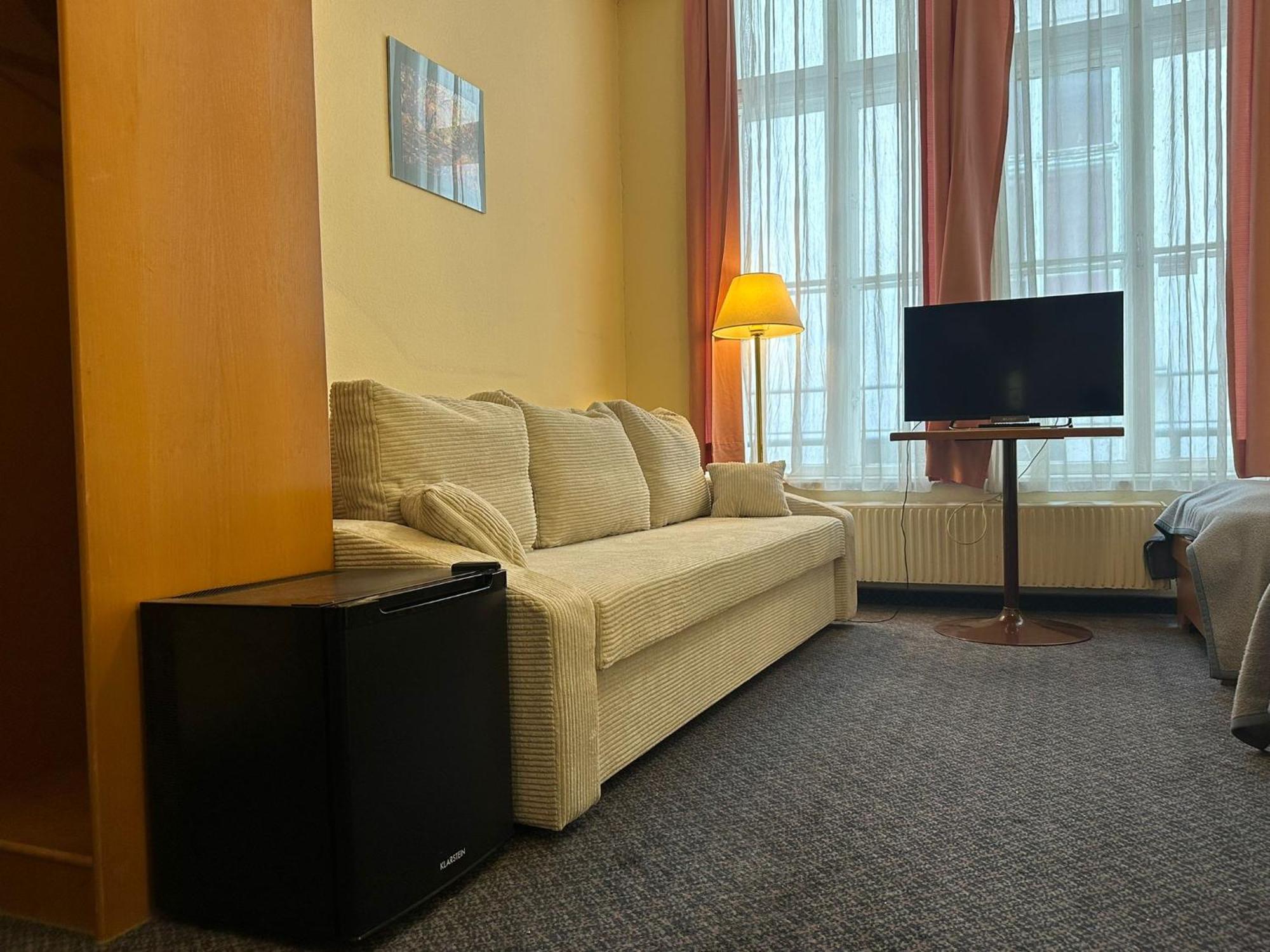 Very Apartments, 5 Min To Center, No Reception Viena